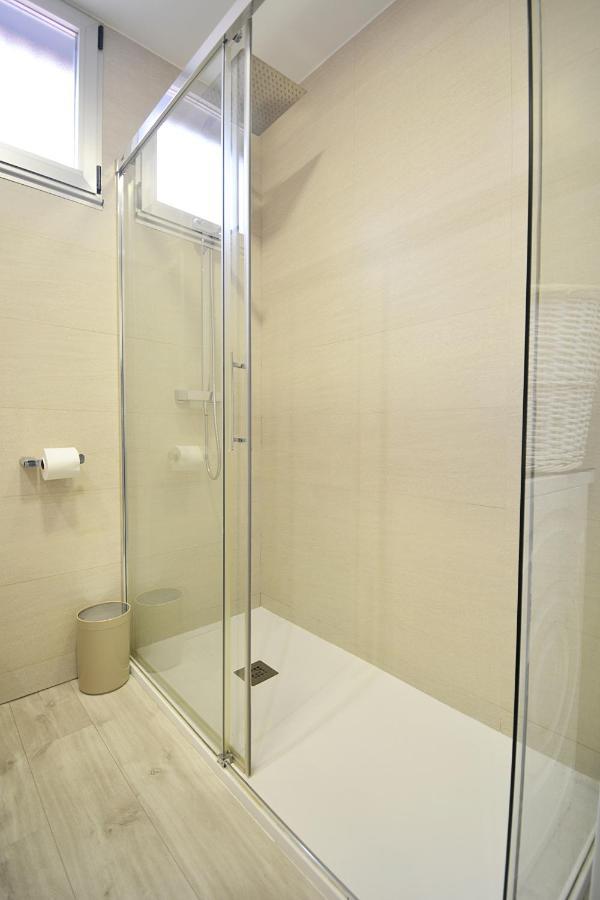 Galihost - Apartamento En Pleno Centro De Portonovo, Sanxenxo Esterno foto